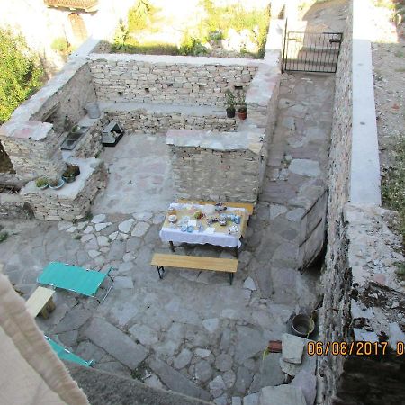 Viandanti, Artisti E Sognatori Bed & Breakfast Comano  Luaran gambar