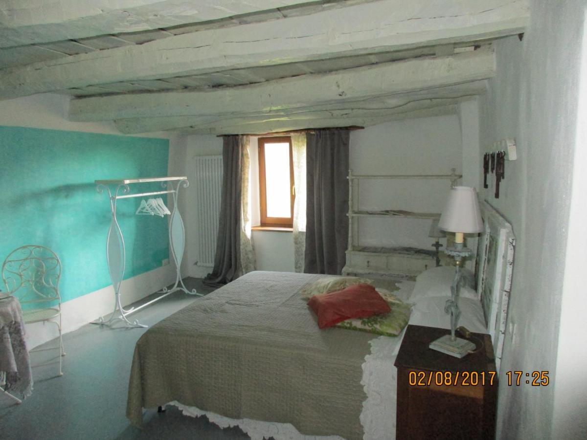 Viandanti, Artisti E Sognatori Bed & Breakfast Comano  Luaran gambar