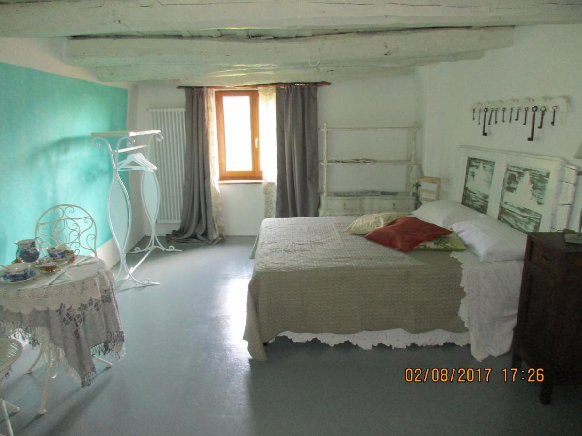 Viandanti, Artisti E Sognatori Bed & Breakfast Comano  Luaran gambar