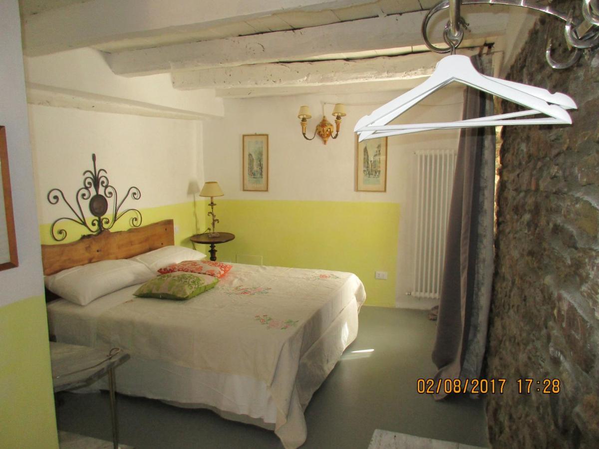 Viandanti, Artisti E Sognatori Bed & Breakfast Comano  Luaran gambar